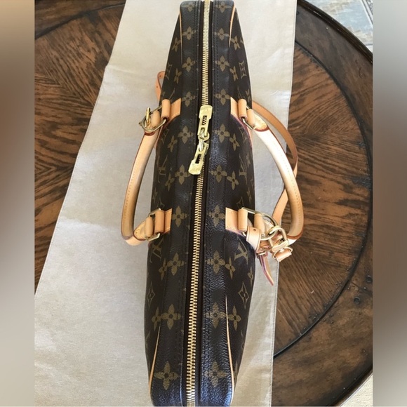 Excellent Unisex Louis Vuitton Porte Documents Voyage Briefcase with Strap - Picture 9 of 17